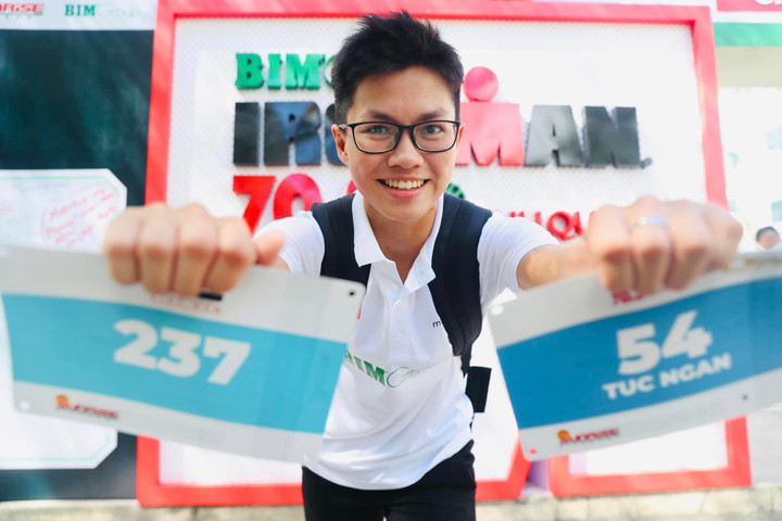 Lâm Túc Ngân được mệnh danh là "nữ hoàng" triathlon Việt Nam.