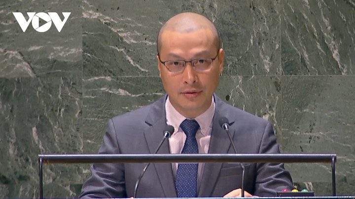 Tham tán Công sứ Nguyễn Hoàng Nguyên, Phó Trưởng Phái đoàn thường trực Việt Nam tại Liên hợp quốc.