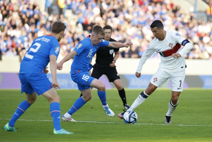 Bồ Đào Nha chạm trán Iceland tại Euro