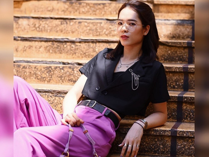 Lê Thanh Thúy (Ninh Bình LVPB): Tay đập có cao 1,8 m luôn là trụ cột ở mọi CLB cô đầu quân, đồng thời là thành viên tuyển bóng chuyền quốc gia Việt Nam từ năm 2014 đến nay.