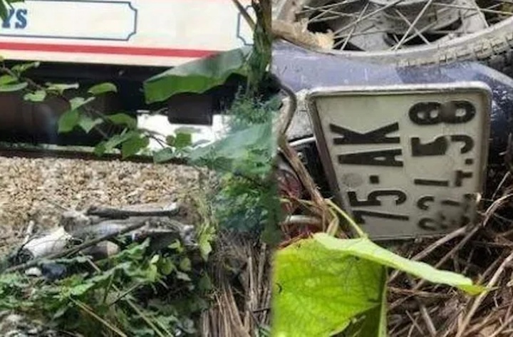 Xe máy của nạn nhân sau khi xảy ra tai nạn với tàu hoả. (Ảnh: MXH)