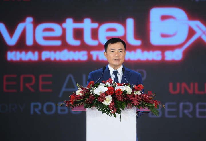 Ông Tào Đức Thắng, Chủ tịch Viettel phát biểu tại sự kiện.