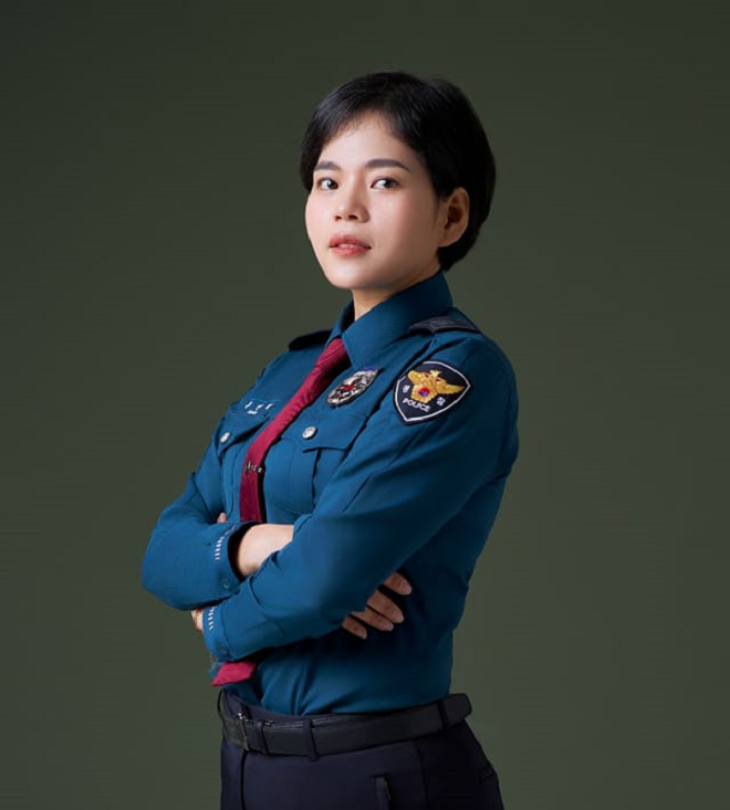 Chị Nguyễn Hồng Minh hiện đang công tác tại sở cảnh sát JangSeong, tỉnh Jeollanam, Hàn Quốc. (Ảnh: Facebook nhân vật)