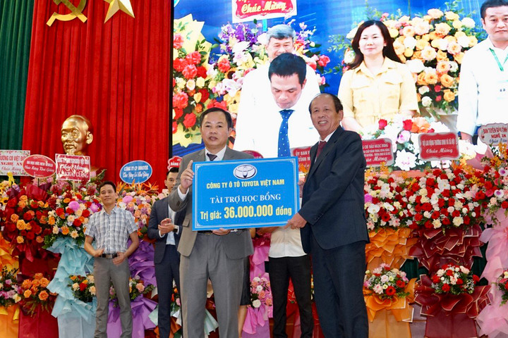 Sinh viên 23 trường kỹ thuật và âm nhạc được nhận học bổng từ Toyota - 1