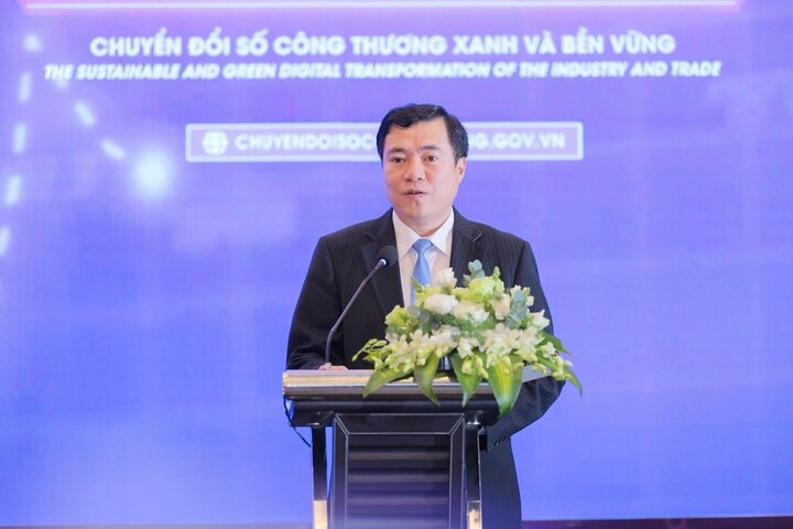 Thứ trưởng Nguyễn Sinh Nhật Tân phát biểu tại Diễn đàn.