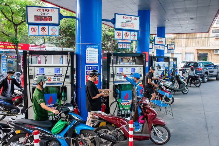 Trong mọi tình huống, Petro Vietnam vẫn đảm bảo nguồn cung xăng dầu phục vụ phát triển kinh tế xã hội.