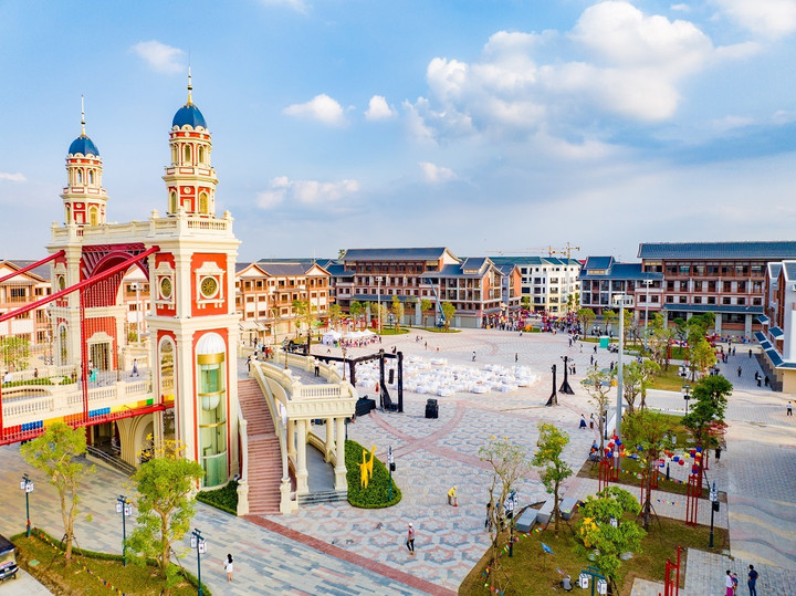 Quảng trường K-Town - điểm hẹn của những sự kiện quy mô chục nghìn người tại Mega Grand World.