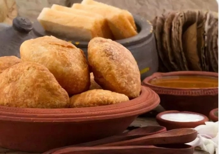 Ăn đồ chiên vào buổi sáng sẽ khiến bạn cảm thấy đầy hơi suốt cả ngày.