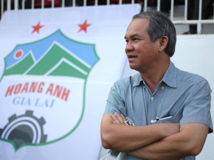 Công ty bầu Đức bất ngờ hủy danh sách nhà đầu tư sắp mua 130 triệu cổ phiếu.