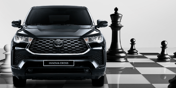 Toyota Innova Cross HEV 2023 là một mẫu xe MPV 7 chỗ cỡ trung được Toyota Việt Nam phân phối chính hãng từ năm 2023. (Ảnh: Toyota Kiên Giang)