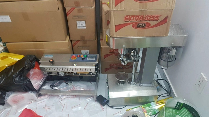 Máy các dùng đóng gói "nước vui".