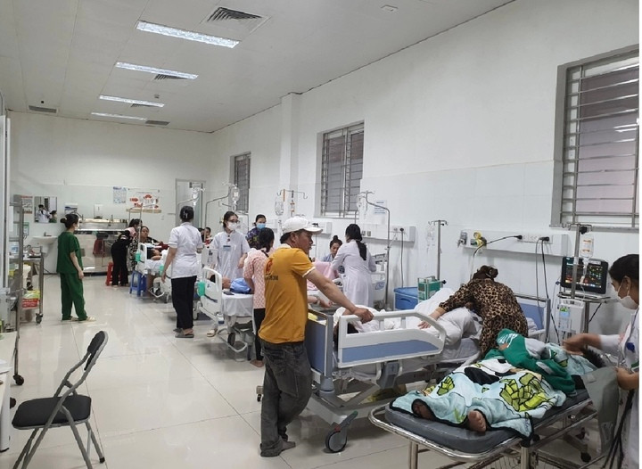 Món thịt heo khìa bị nhiễm vi sinh vật khiến 93 em học sinh bị ngộ độc thực phẩm.