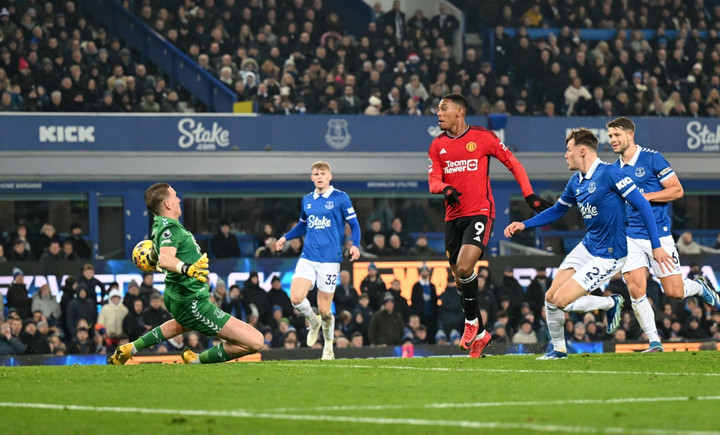 Martial ghi dấu ấn trong 2 bàn thắng của Man Utd. (Ảnh: Getty Images)