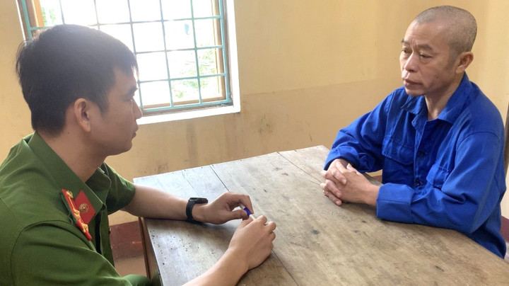 Cơ quan Công an làm việc với Đào Văn Tuấn