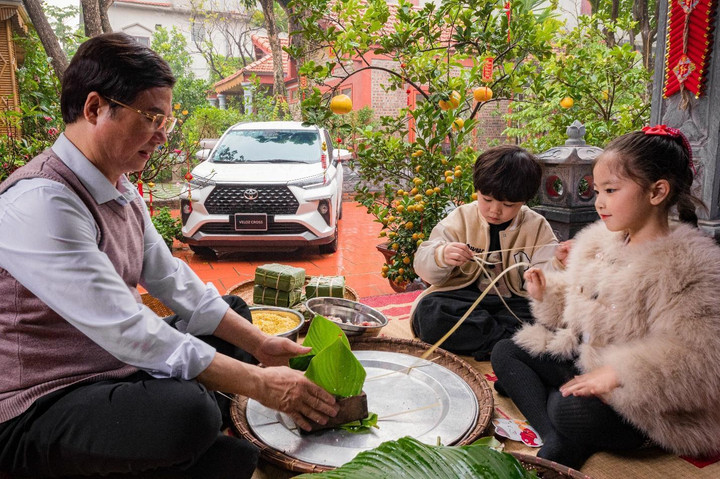 Ưu đãi 100% lệ phí trước bạ khi mua bộ đôi Veloz Cross và Avanza Premio - 1