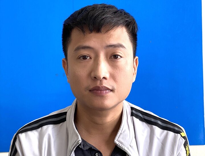 Phạm Trọng Phương tại cơ quan công an.