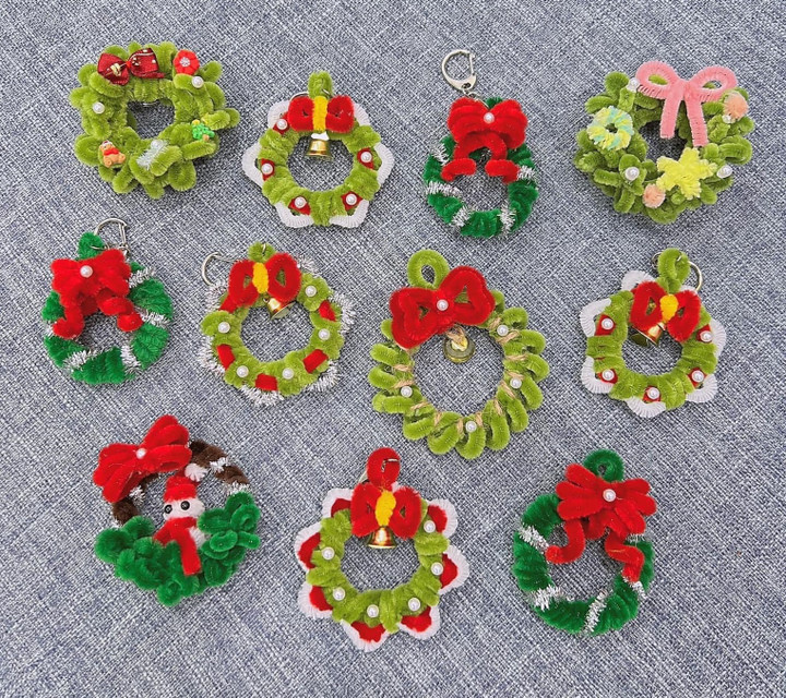 Ngoài ra, kẽm nhung cũng được các chị em khéo tay tạo ra những phụ kiện mini. (Ảnh: @Caitieptamhoa)