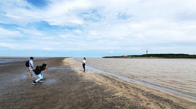 Cà Mau sẽ giới thiệu các dự án ưu tiên kêu gọi đầu tư, đặc biệt là lĩnh vực du lịch, nuôi trồng thủy sản, năng lượng tái tạo, cảng biển.
