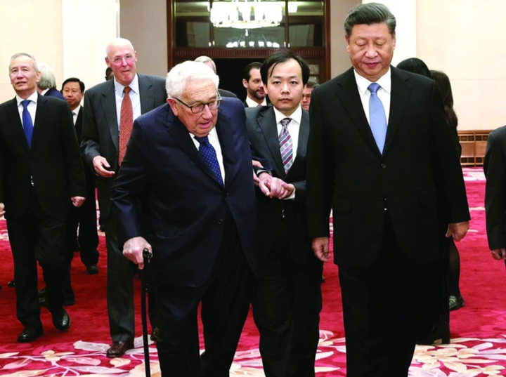 Hình ảnh ông Henry Kissinger thăm Trung Quốc hồi tháng 7. (Ảnh: Reuters)
