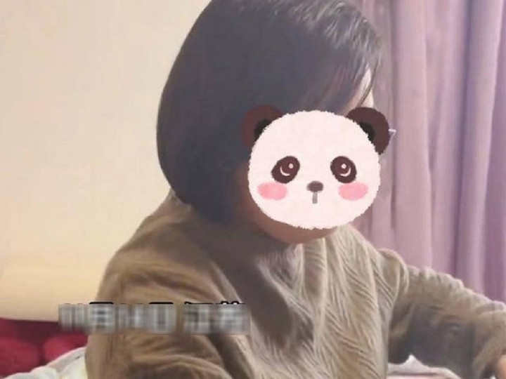 Người vợ cũng không biết có người từng thích mình như vậy trong quá khứ.