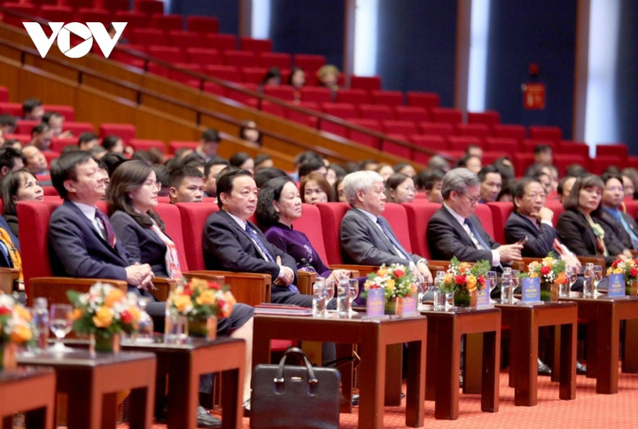 Các đồng chí lãnh đạo Đảng, Nhà nước dự phiên bế mạc Đại hội XIII Công đoàn Việt Nam