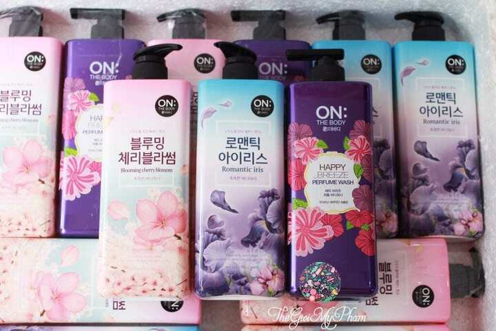 Sữa tắm có khả năng làm sạch yếu hơn xà phòng nhưng hiệu quả dưỡng da lại tốt hơn rất nhiều. (Ảnh: Pretty Cosmetics)