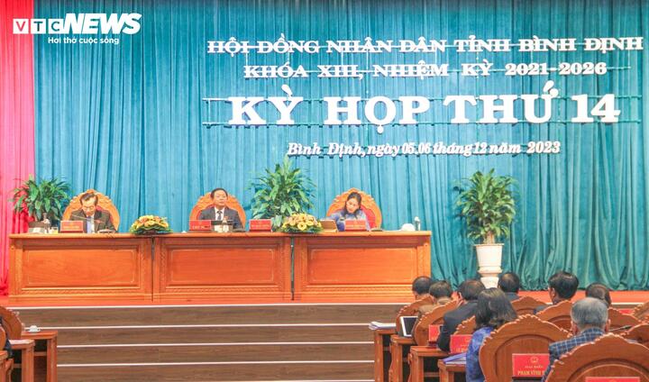 Ngày làm việc thứ 2, Kỳ họp thứ 14, HĐND tỉnh Bình Định khóa XIII.