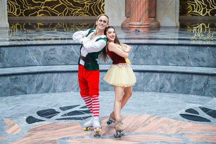 Du khách mê đắm với 'Mùa Giáng sinh trên mây' trên đỉnh Bà Nà - 9