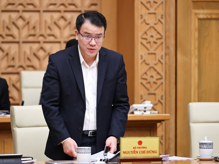 Thứ trưởng Bộ KH&ĐT Trần Quốc Phương phát biểu tại phiên họp. (Ảnh: VGP/Nhật Bắc)