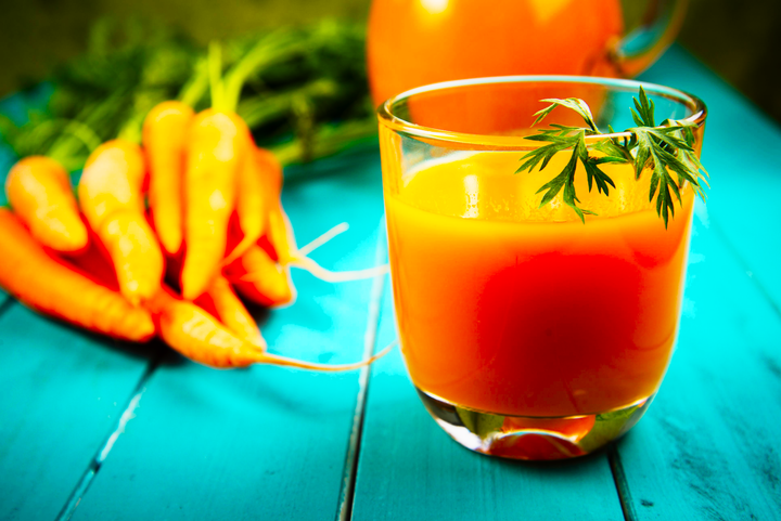 Để tăng cường sức khỏe, bạn có thể có kết hợp nước ép cà tốt ngay bữa sáng. (Ảnh: Getty)