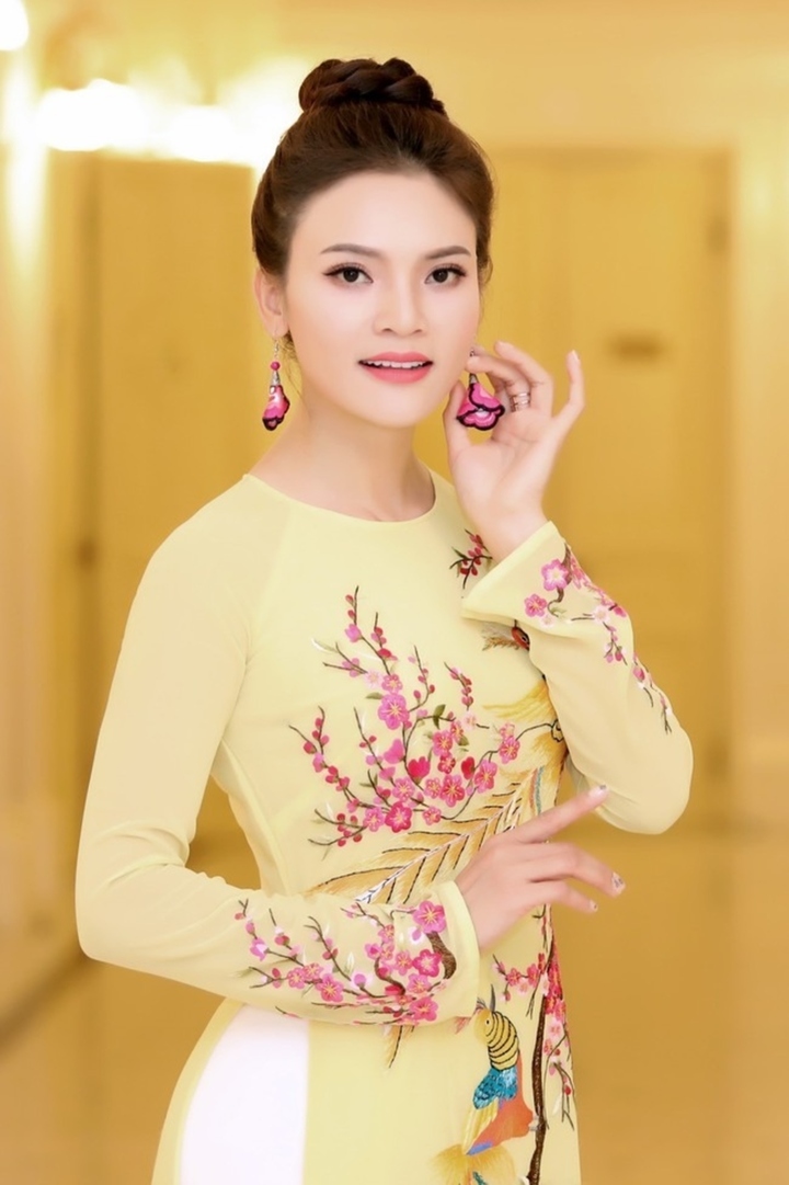 Năm 2018, cô tiếp tục gây chú ý với liveshow riêng kỷ niệm 20 năm ca hát với tên gọi Mơ duyên. Năm 2022, cô được vinh danh trong chương trình Con đường âm nhạc của Đài Truyền hình Việt Nam. Trước đó vào năm 2016, Phạm Phương Thảo cũng là ca sĩ trẻ tuổi nhất được phong tặng danh hiệu NSƯT.