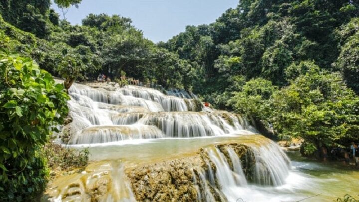 Mê mẩn trước những thác nước đẹp ở Việt Nam