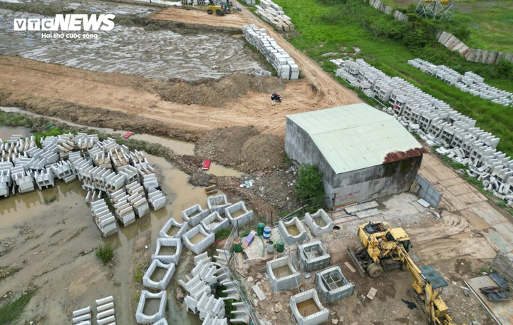 Dự án cầu Thống Nhất và đường dẫn 2 đầu cầu, thuộc dự án đường trục trung tâm TP Biên Hòa được đầu tư 1.500 tỷ đồng.