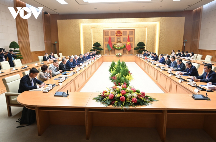 Quanh cảnh hội đàm.