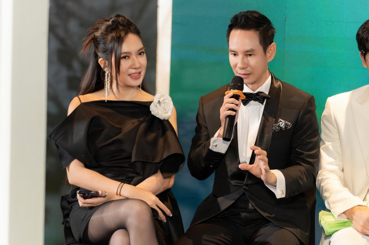 Vợ chồng Lý Hải không đặt nặng vấn đề doanh số khi làm "Lật mặt 7".