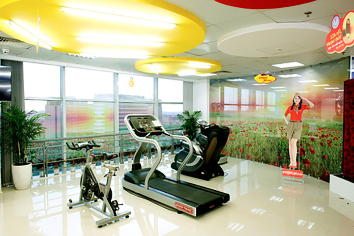 Khu tập thể dục cho phép nhân viên nâng cao thể lực sau giờ làm việc (Ảnh: T.L)