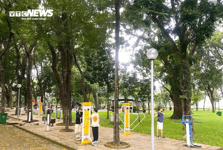 Tỷ lệ đất cây xanh công cộng tại TP.HCM chỉ đạt 0,55 m2/người. (Ảnh: Đ.V)