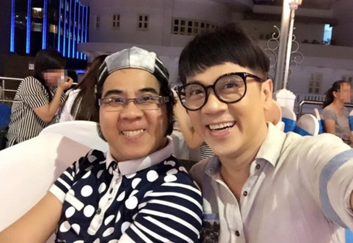 Tuy không nổi tiếng như em trai, nhưng nghệ sĩ Bạch Long cũng gặt hái được một số thành tựu nhất định.