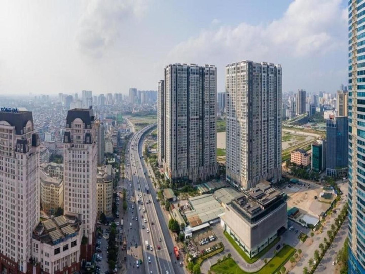 Dự án Vinhomes Skylake ghi điểm với khách hàng mua để ở cũng như nhà đầu tư nhờ sở hữu TTTM Vincom Plaza ở chân đế.