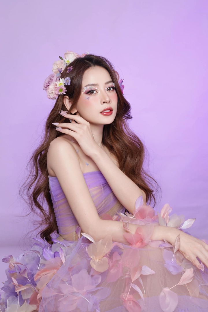Chi Pu là một trong số nghệ sĩ Việt Nam biểu diễn trong đêm nhạc.