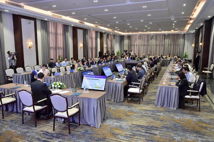 Các chuyên gia cùng thảo luận và đề xuất về lộ trình triển khai 5G trong khu vực ASEAN.