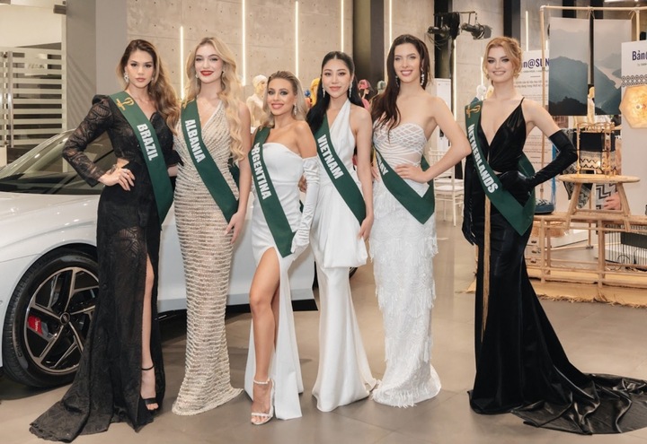 Lan Anh được đánh giá làm tốt vai trò của đại diện chủ nhà.