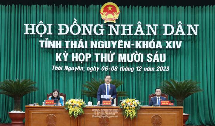 Ông Phạm Hoàng Sơn, Phó Bí thư Thường trực Tỉnh ủy, Chủ tịch HĐND tỉnh điều hành Phiên họp. (Ảnh Cổng thông tin điện tử Thái Nguyên)