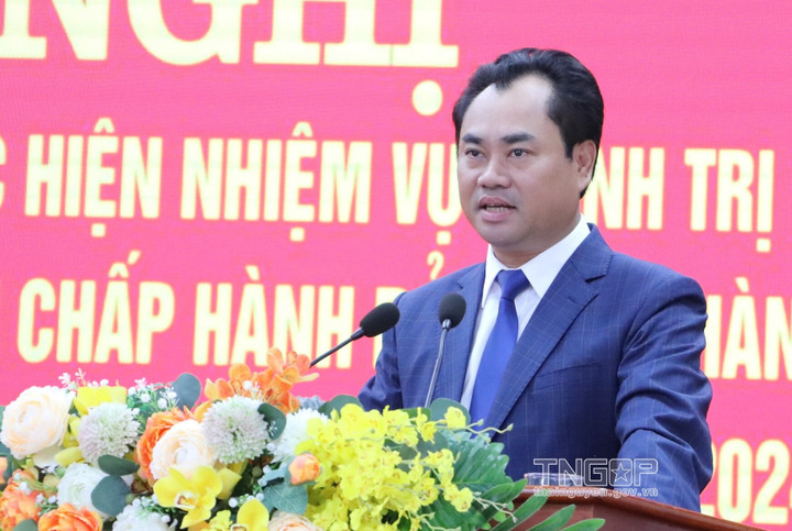 Ông Trịnh Việt Hùng, Chủ tịch UBND tỉnh Thái Nguyên phát biểu chỉ đạo tại Hội nghị. (Ảnh: https://thainguyen.gov.vn)