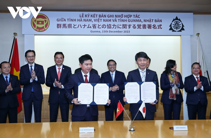 Thủ tướng Phạm Minh Chính tọa đàm với Thống đốc và doanh nghiệp tiêu biểu Gunma.