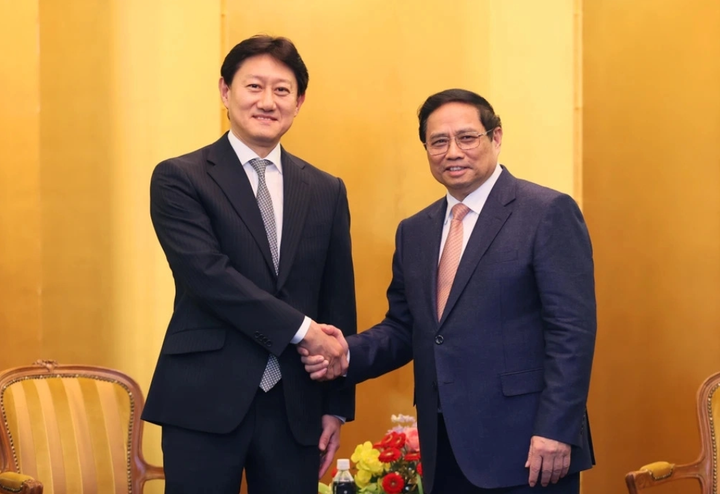 Thủ tướng tiếp ông Harada Hidenori, Chủ tịch kiêm Tổng Giám đốc Công ty Thăm dò và Khai thác Dầu khí Mitsui (MOECO) của Nhật Bản. (Ảnh: Dương Giang-TTXVN)