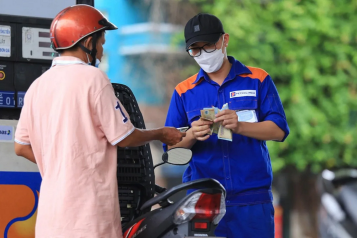 Bộ Công Thương muốn chuyển việc quản lý dự trữ xăng dầu sang Bộ Tài chính.