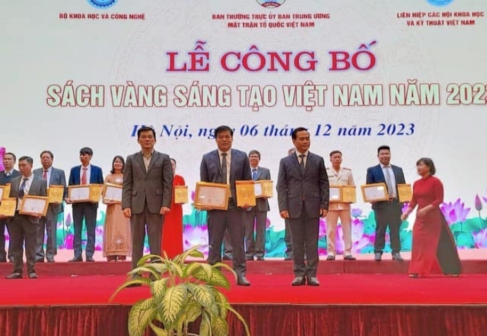 Bác sĩ Nguyễn Thanh Hà tại Lễ công bố Sách vàng sáng tạo Việt Nam 2023. (Ảnh:Tuấn Dũng)