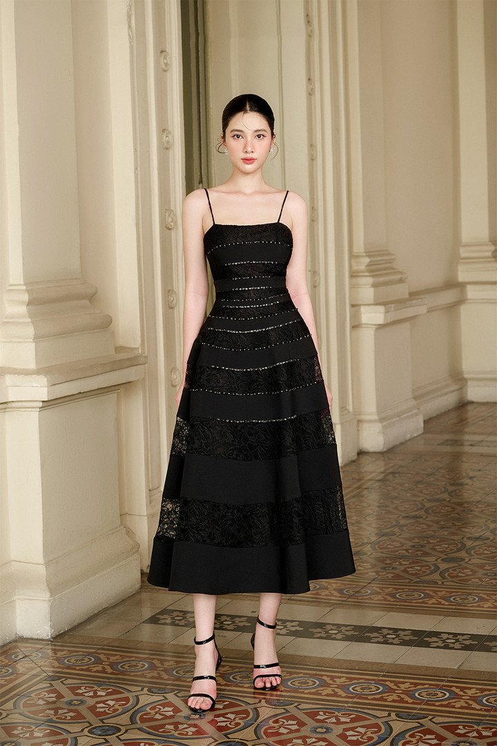 Sau cuộc thi The Face Vietnam 2023, Cẩm Đan cũng gương mặt đắt show chụp hình thời trang.