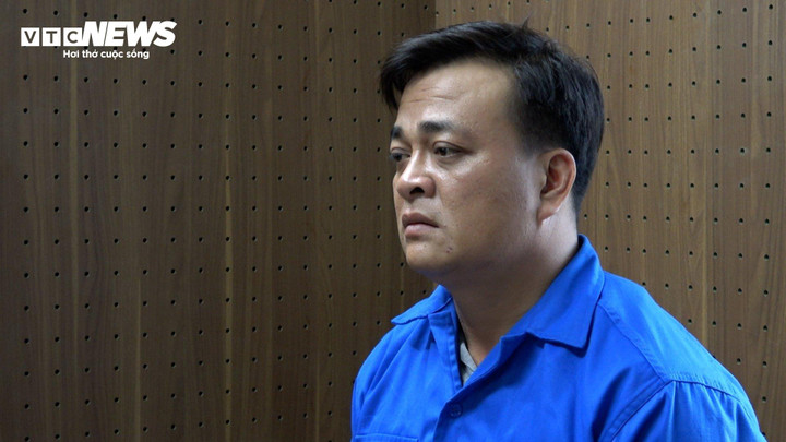 Nguyễn Chí Tâm tại cơ quan công an. (Ảnh: CACC)